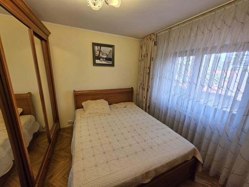 Aurel Botea, rond Baba Novac, 10 minute metrou Dristor,