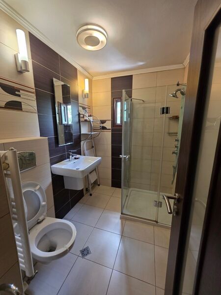 Aurel Botea, rond Baba Novac, 10 minute metrou Dristor,