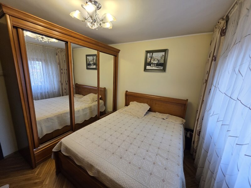 Aurel Botea, rond Baba Novac, 10 minute metrou Dristor,