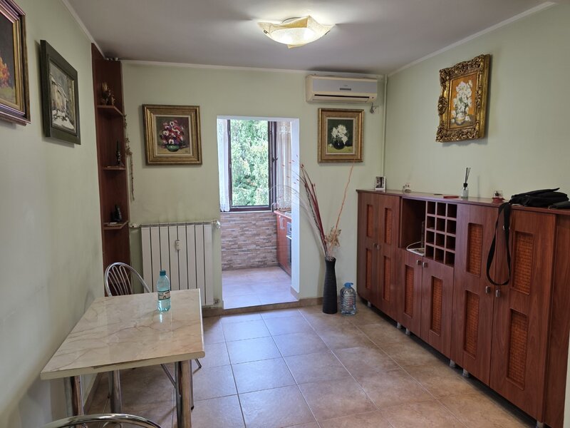 Aurel Botea, rond Baba Novac, 10 minute metrou Dristor,