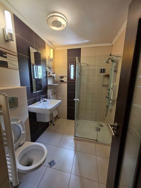 Aurel Botea, rond Baba Novac, 10 minute metrou Dristor,