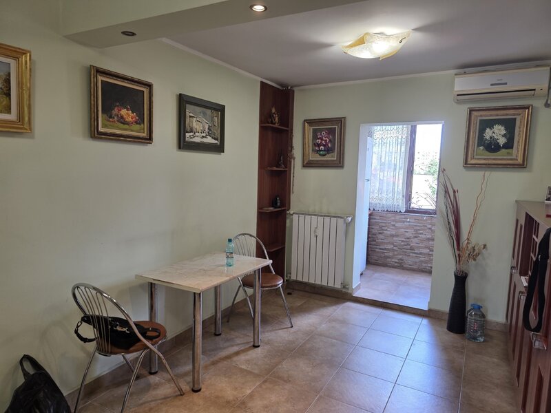 Aurel Botea, rond Baba Novac, 10 minute metrou Dristor,